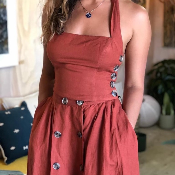 TIGERLILY Lina Linen Rust Orange Halter Neck Crop Top NWT RRP$119 - Picture 2 of 16